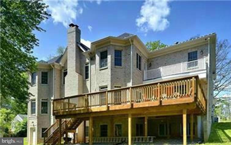 931 Utterback Store Road Great Falls, VA 22066 - Photo 16 of 19 Exterior (General)