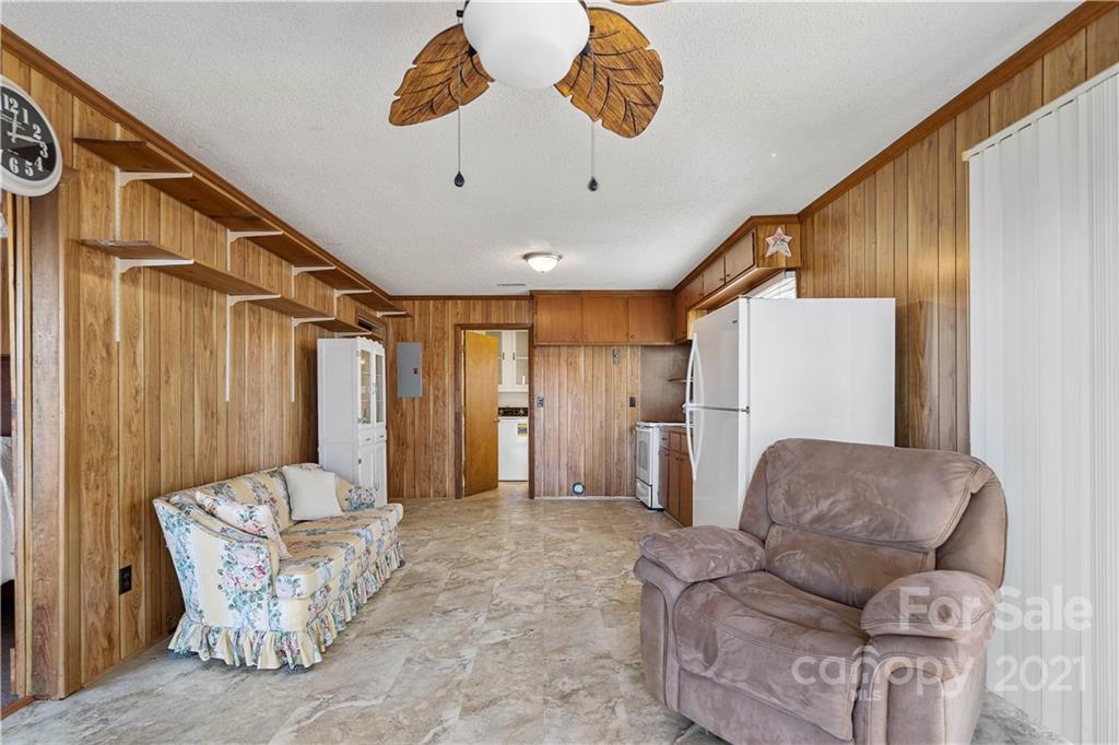 2418 Riverview Road Lexington, NC 27292 - Photo 27 of 37 Gallery Image 27