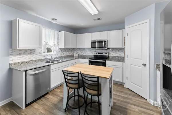 $305,000 | 297 Sunrise Circle, Midway, GA 31320