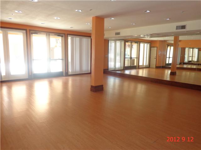 9237 Regents Road, Unit K208 La Jolla, CA 92037 - Photo 14 of 25 Yoga enyone ?