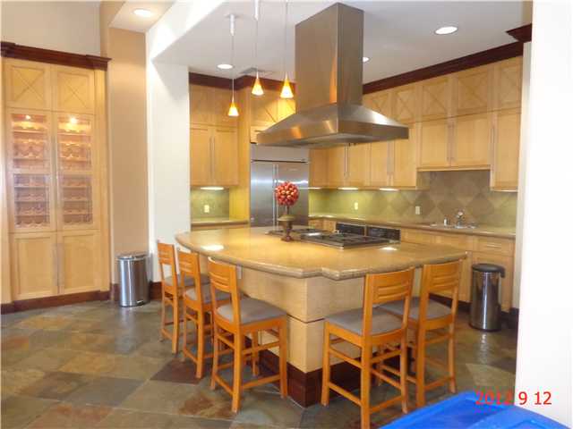 9237 Regents Road, Unit K208 La Jolla, CA 92037 - Photo 18 of 25 large on-site gourmet dining room for dinner parties and cooking instructional classes kitchen