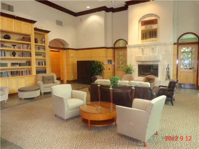 9237 Regents Road, Unit K208 La Jolla, CA 92037 - Photo 24 of 25 reading to this large library