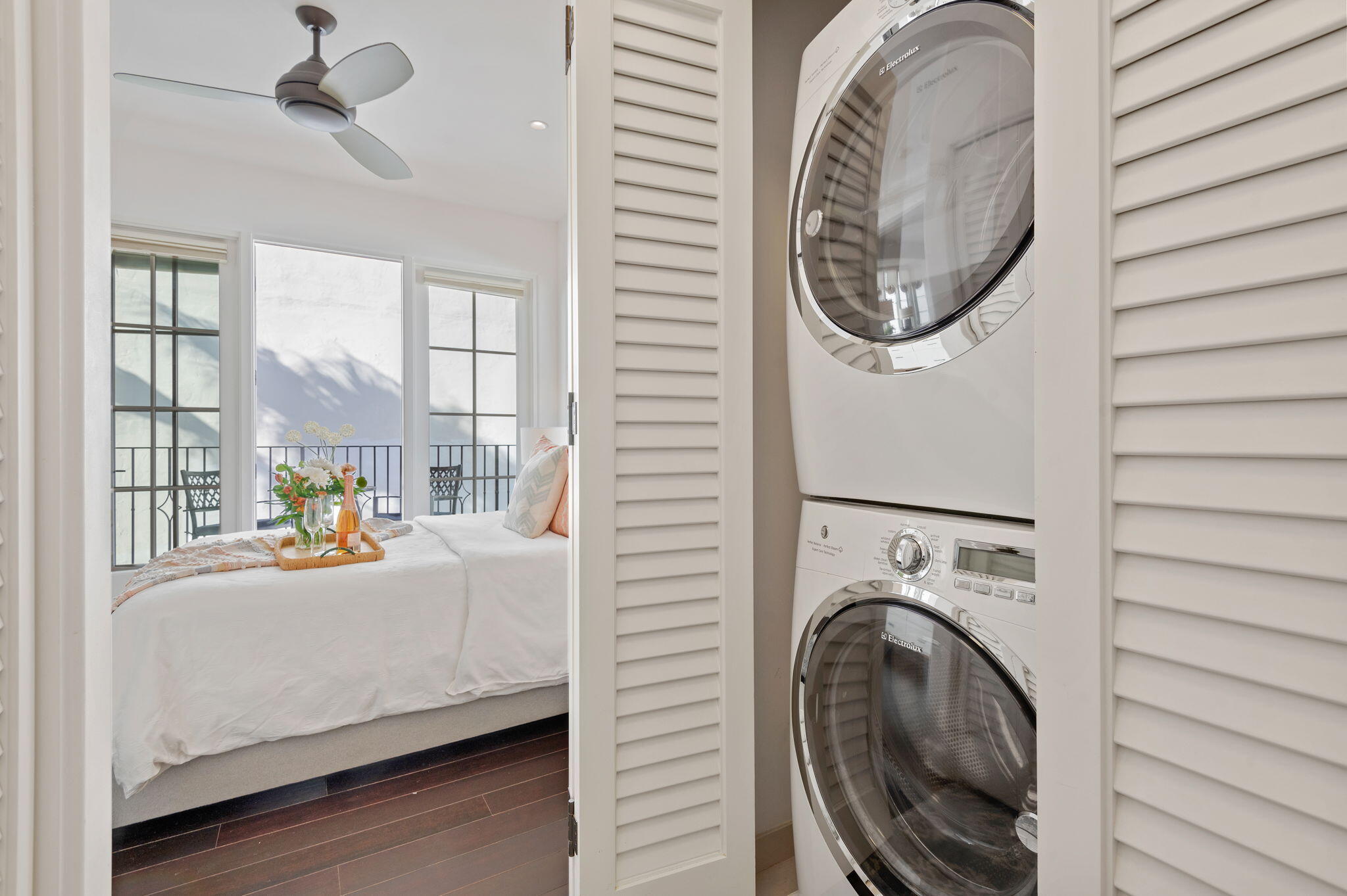 18 West Victoria Street, Unit 303 Santa Barbara, CA 93101 - Photo 23 of 42 a view of a bedroom with washer and dryer