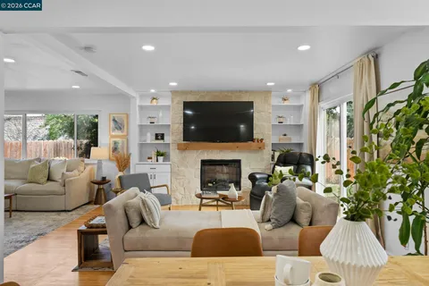 $949,000 | 1661 Marta Drive, Pleasant Hill, CA 94523