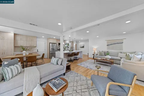 $949,000 | 1661 Marta Drive, Pleasant Hill, CA 94523