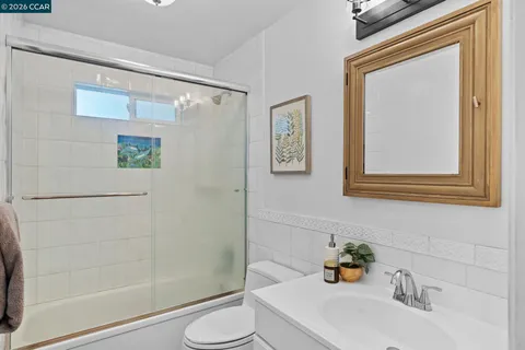 $949,000 | 1661 Marta Drive, Pleasant Hill, CA 94523