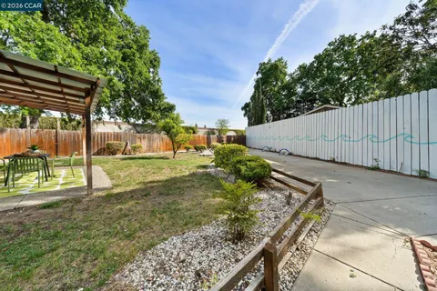 $949,000 | 1661 Marta Drive, Pleasant Hill, CA 94523