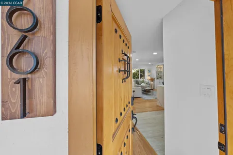 $949,000 | 1661 Marta Drive, Pleasant Hill, CA 94523