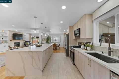 $949,000 | 1661 Marta Drive, Pleasant Hill, CA 94523