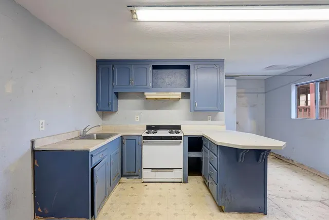 $799,000 | 645 Buena Vista Avenue, Gilroy, CA 95020