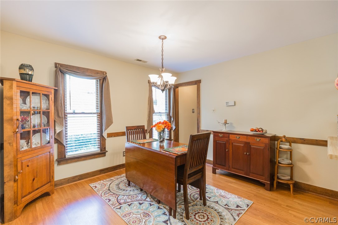 10319 Natural Bridge Road Chesterfield, VA 23236 - Photo 8 of 25 a living room with furniture and a window