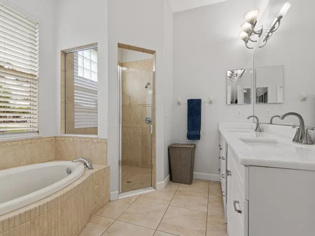 $2,650 | 6420 Parklane Court, Vero Beach, FL 32967