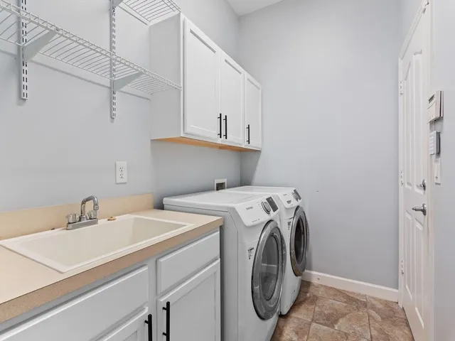 $2,650 | 6420 Parklane Court, Vero Beach, FL 32967