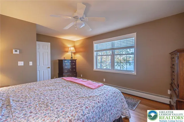 $1,100,000 | 17 Lake Drive East, Gouldsboro, PA 18424