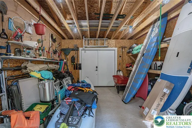 $1,100,000 | 17 Lake Drive East, Gouldsboro, PA 18424