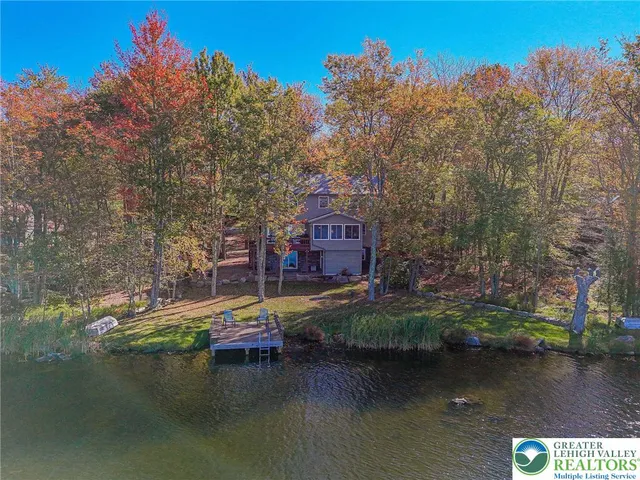 $1,100,000 | 17 Lake Drive East, Gouldsboro, PA 18424