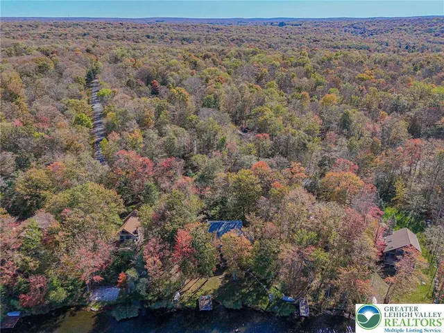 $1,100,000 | 17 Lake Drive East, Gouldsboro, PA 18424