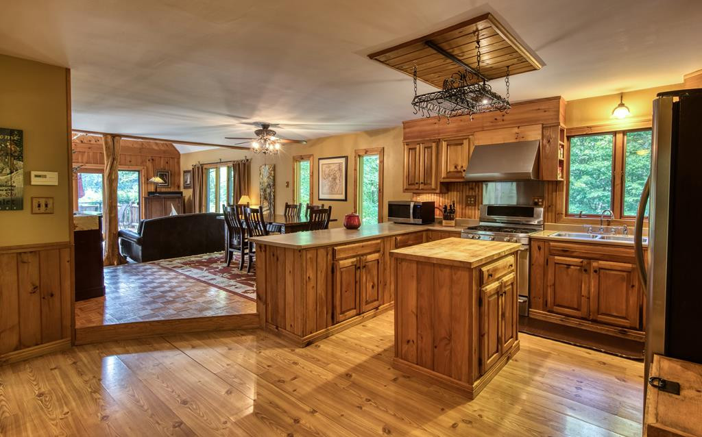 352 Reservoir Road Peru, NY 12972 - Photo 7 of 38 Gallery Image 7