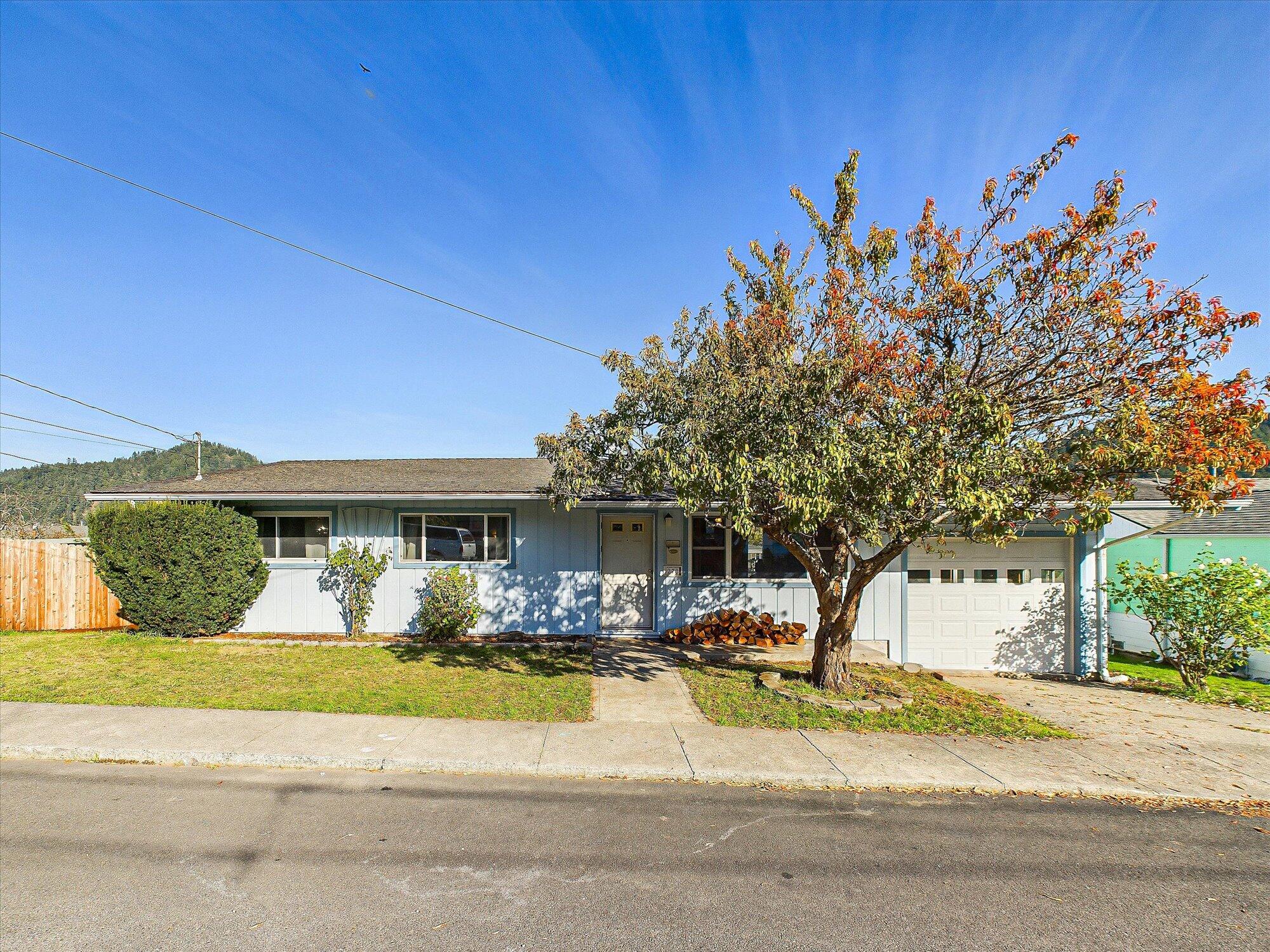 270 Cherry Lane Rio Dell, CA 95562 - Photo 1 of 40 02-270 Cherry Lane-102