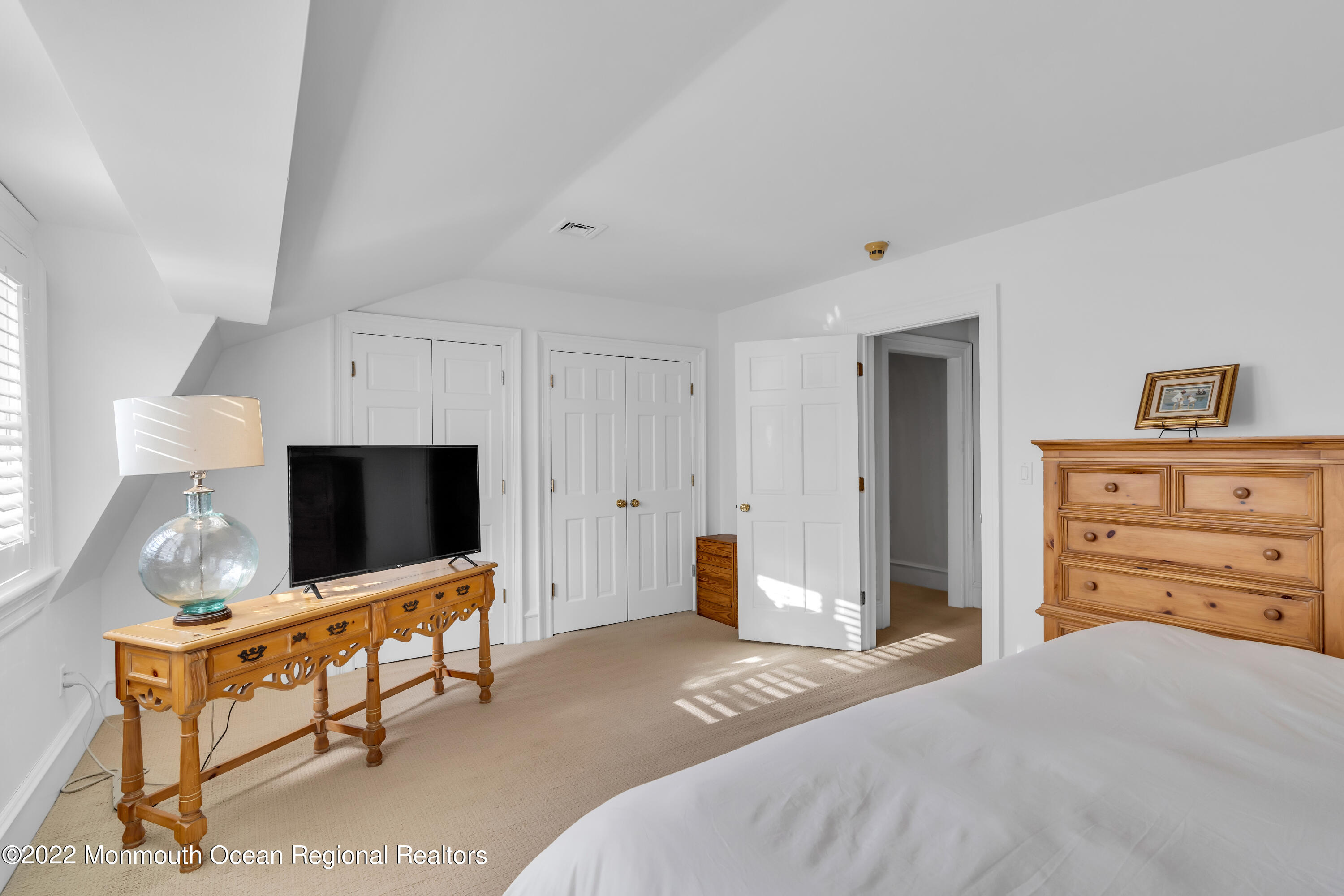 2 Allencrest Road Rumson, NJ 07760 - Photo 23 of 41 DSC09632