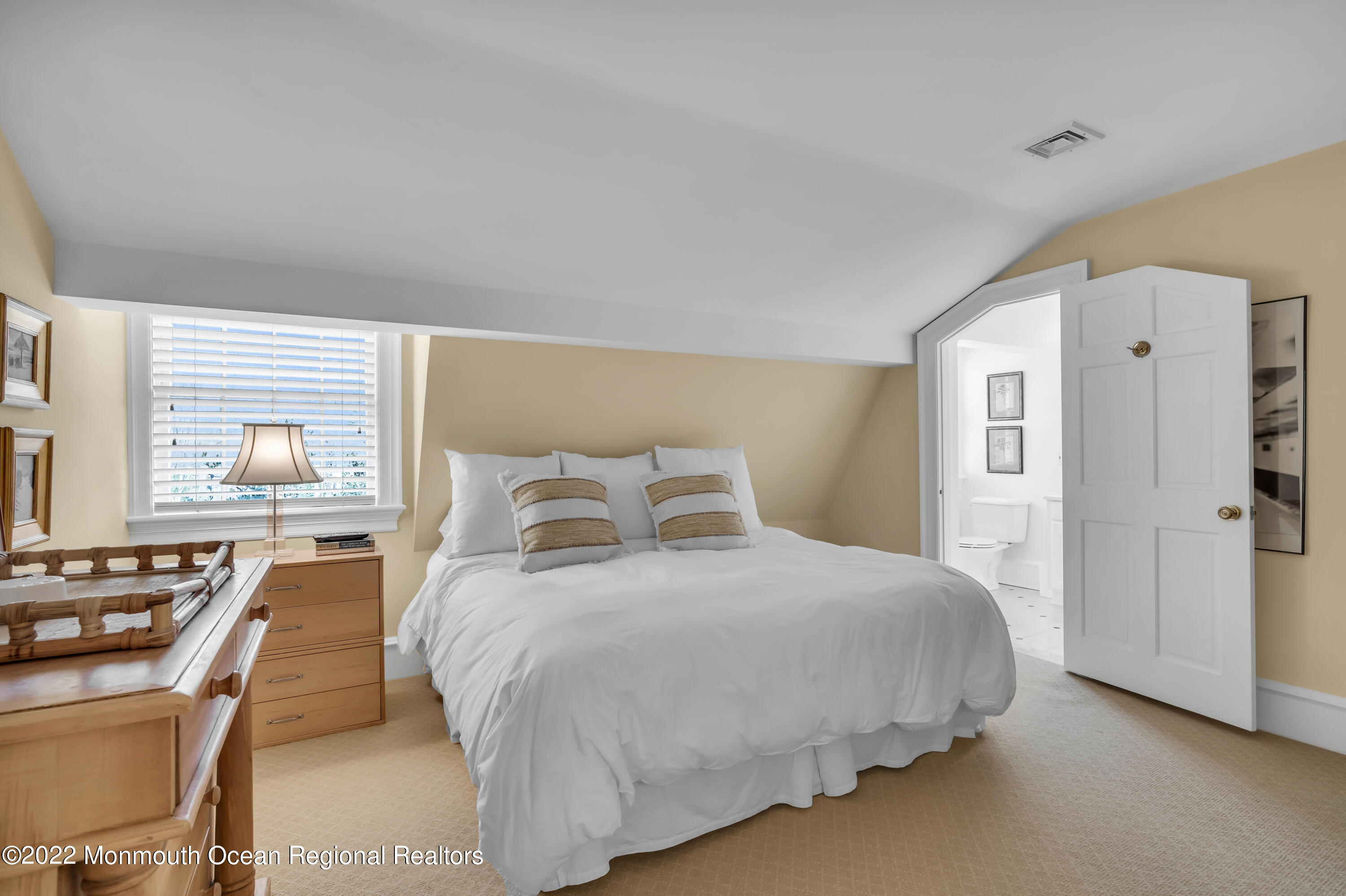 2 Allencrest Road Rumson, NJ 07760 - Photo 24 of 41 DSC09647