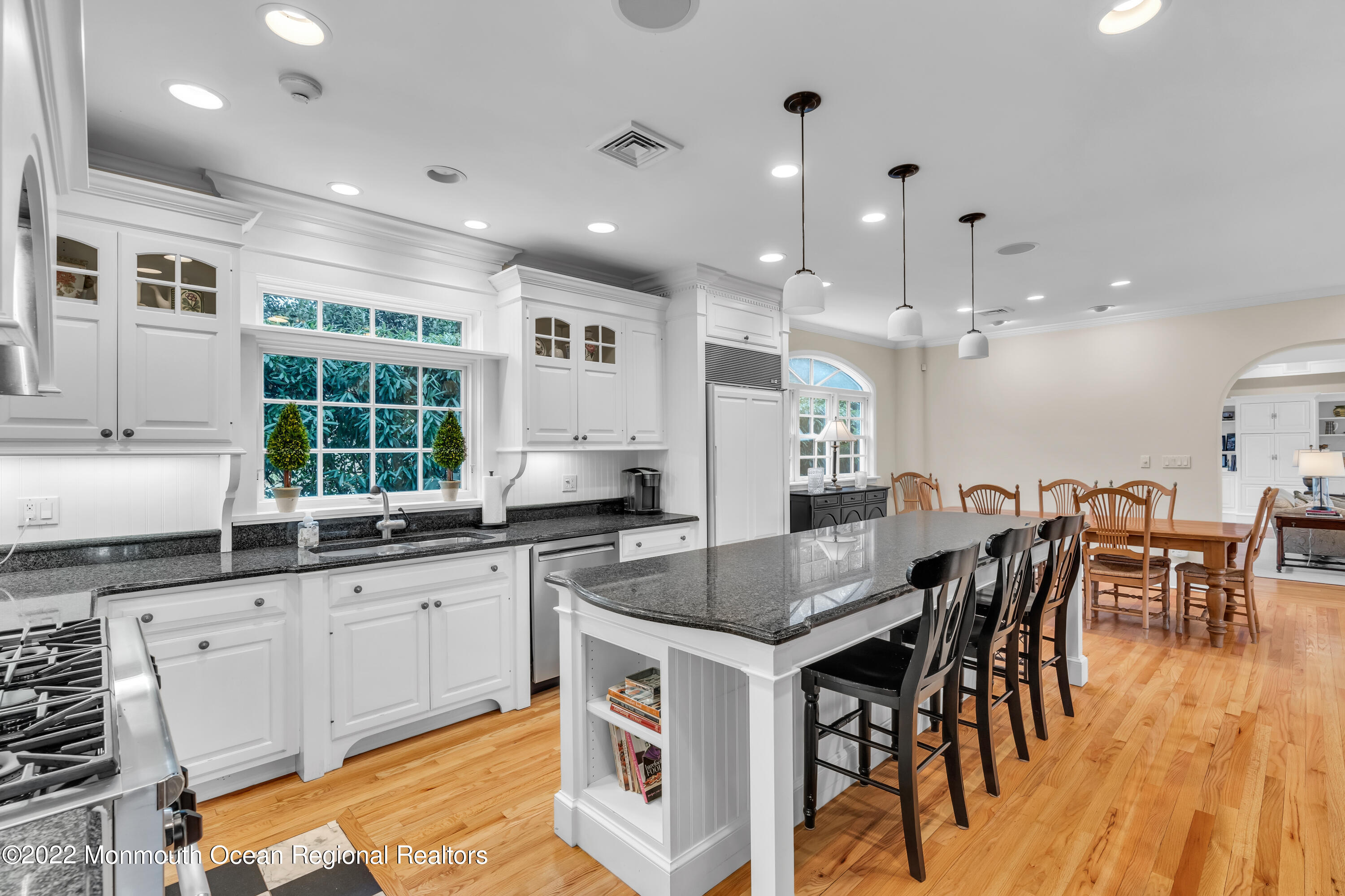 2 Allencrest Road Rumson, NJ 07760 - Photo 5 of 41 DSC09417