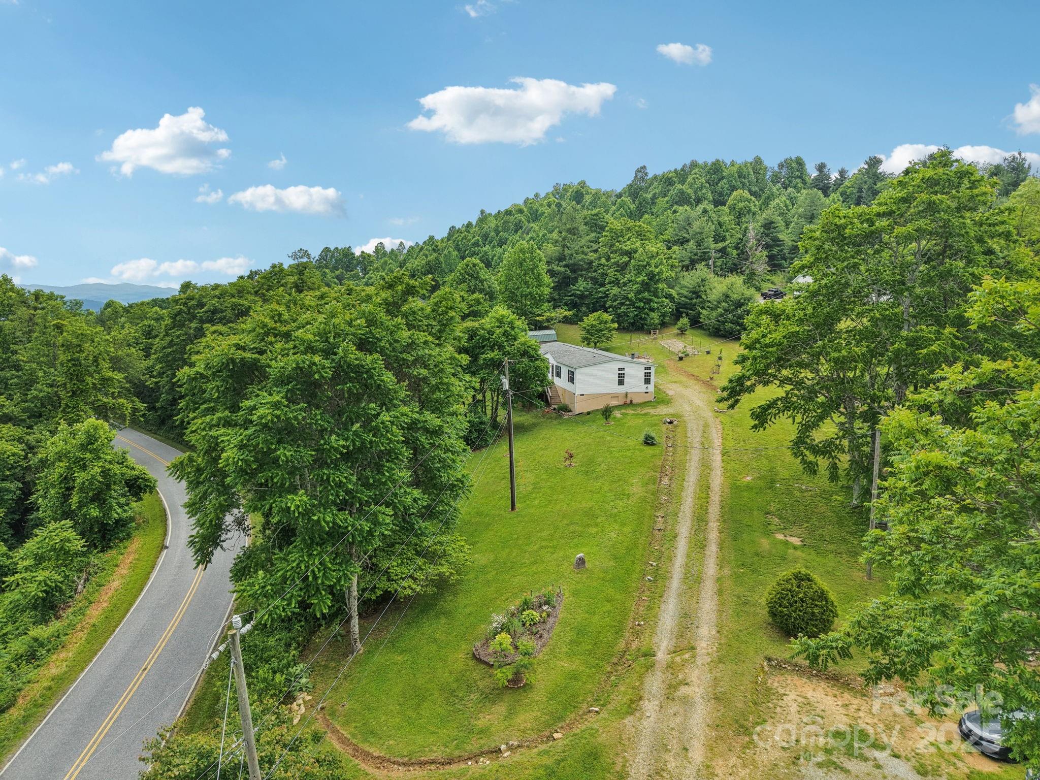 1282 Spicer Cove Road Hendersonville, NC 28792 - Photo 40 of 42