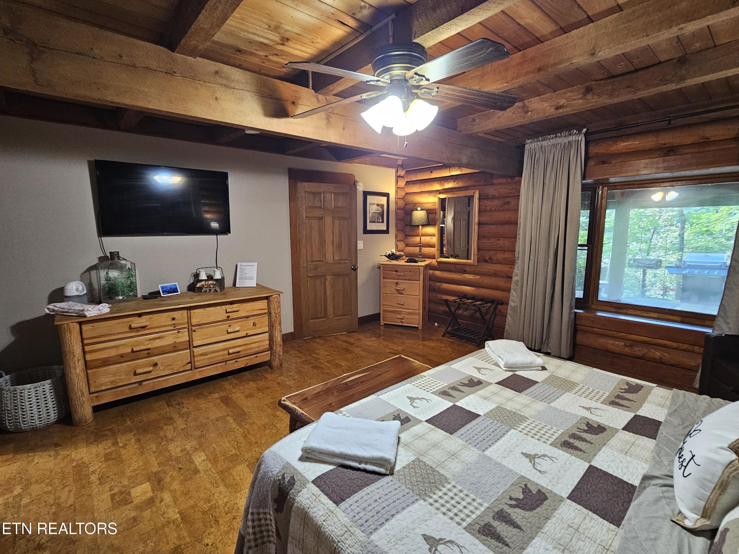 244 Palmer Road Gatlinburg, TN 37738 - Photo 22 of 52 20250810_172324