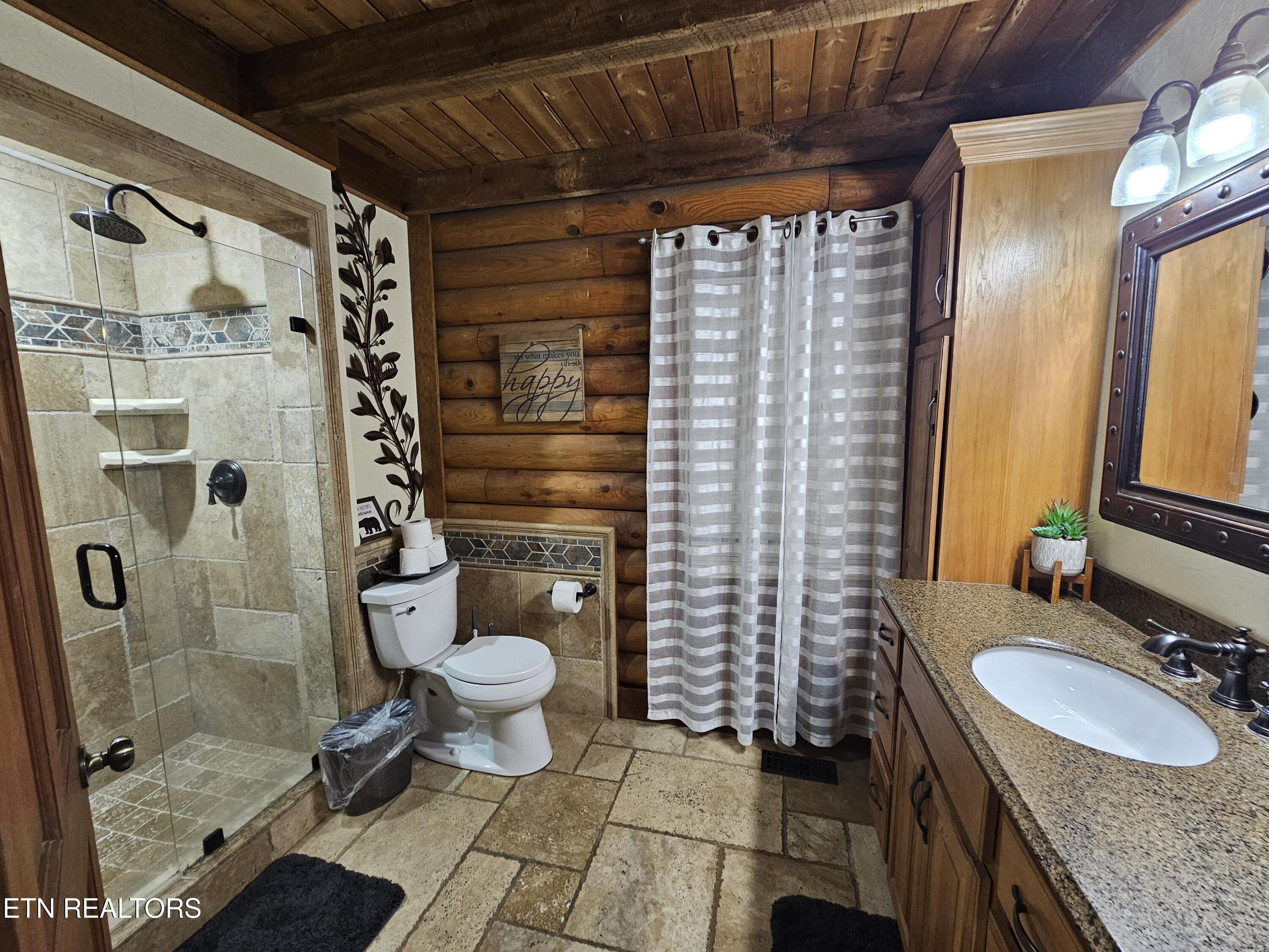 244 Palmer Road Gatlinburg, TN 37738 - Photo 24 of 52 20250810_172503