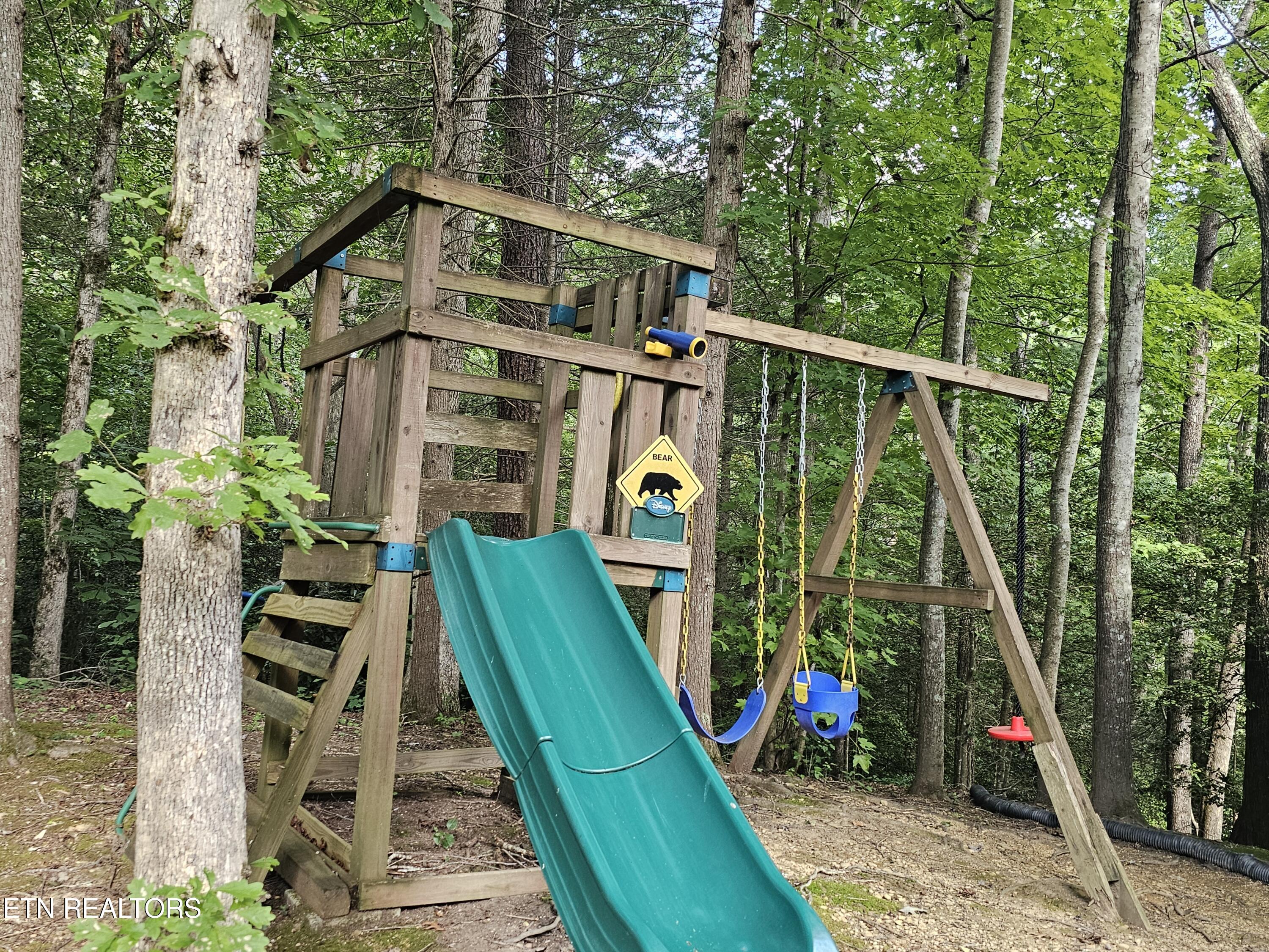 244 Palmer Road Gatlinburg, TN 37738 - Photo 45 of 52 20250810_171422