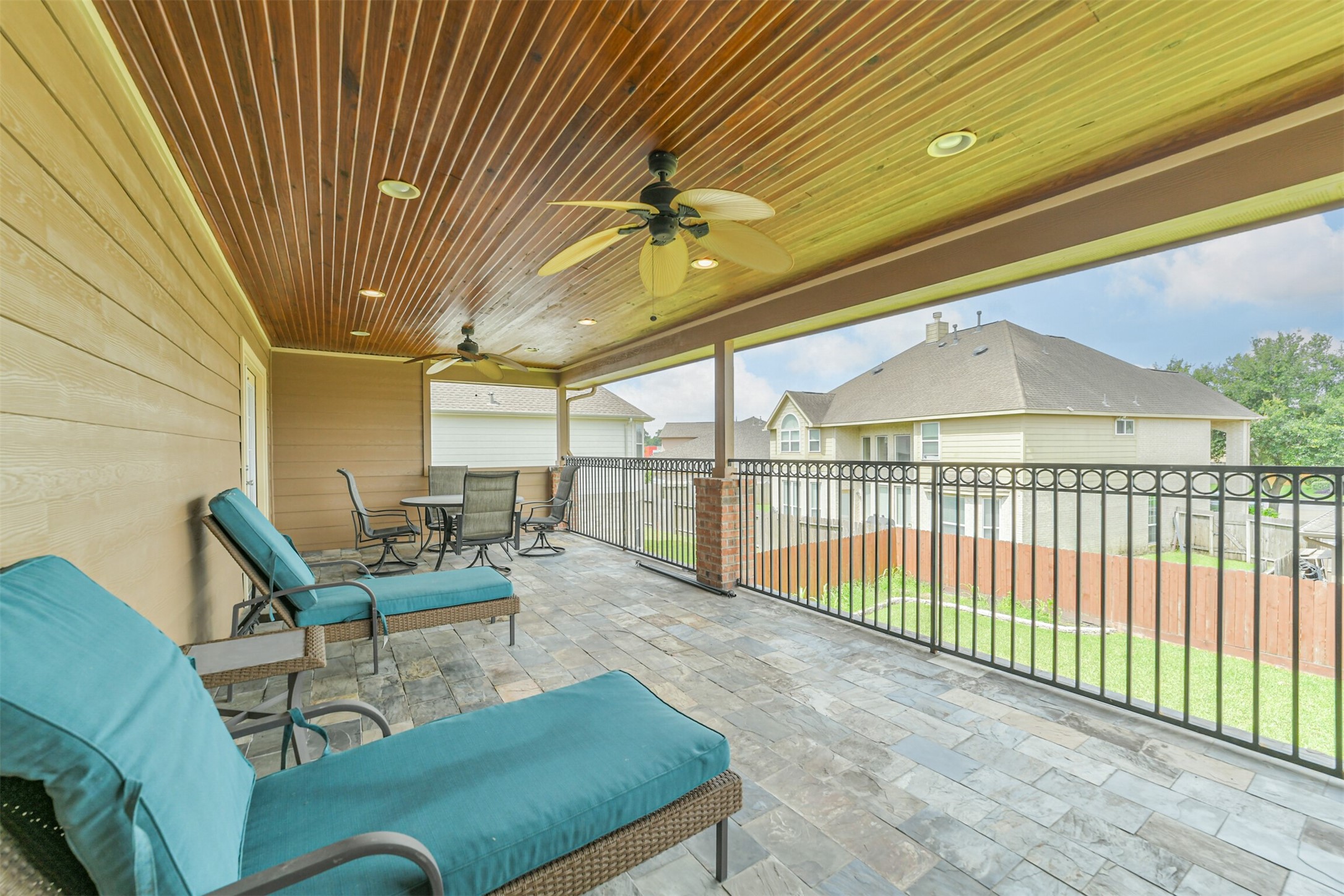 22015 Bridgestone Eagle Court Spring, TX 77388 - Photo 42 of 48
