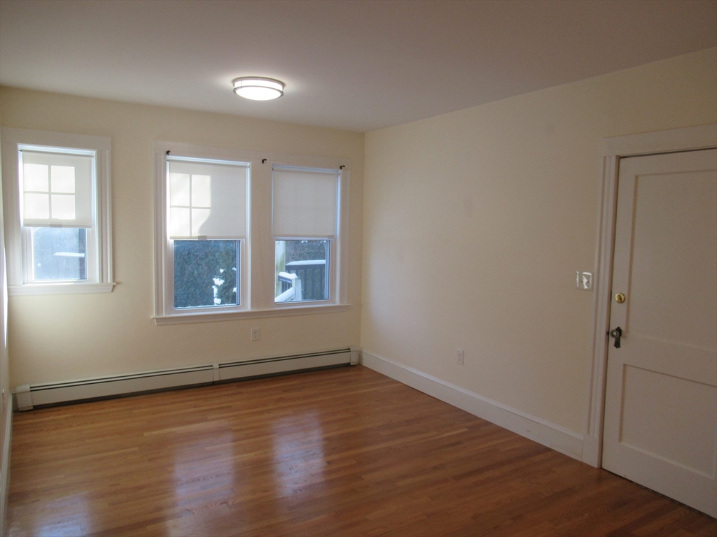 24 Brook Road Quincy, MA 02169 - Photo 11 of 23 Gallery Image 11