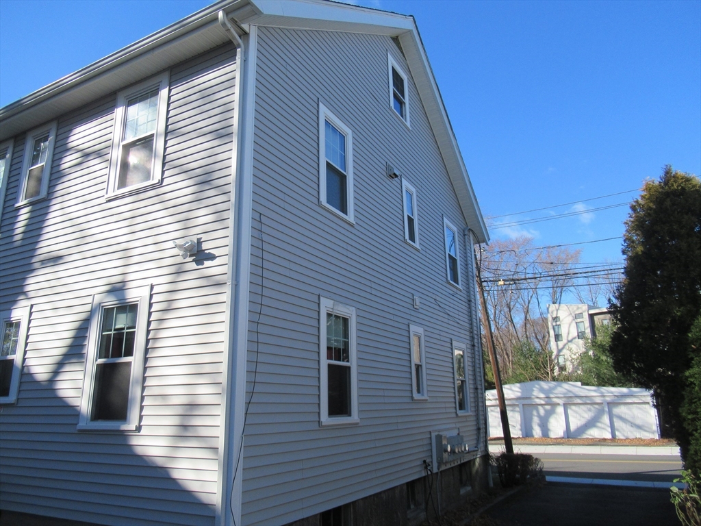 24 Brook Road Quincy, MA 02169 - Photo 22 of 23 Gallery Image 22