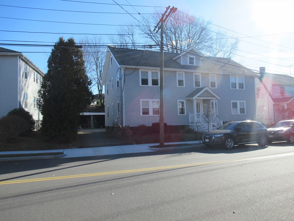 24 Brook Road Quincy, MA 02169 - Photo 3 of 23 Gallery Image 3