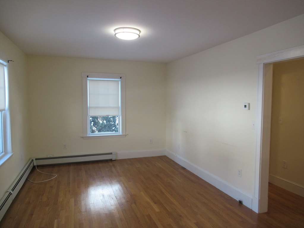 24 Brook Road Quincy, MA 02169 - Photo 7 of 23 Gallery Image 7