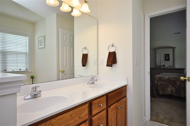720 Cardinal Woods Way Easley, SC 29642 - Photo 16 of 25 Gallery Image 16