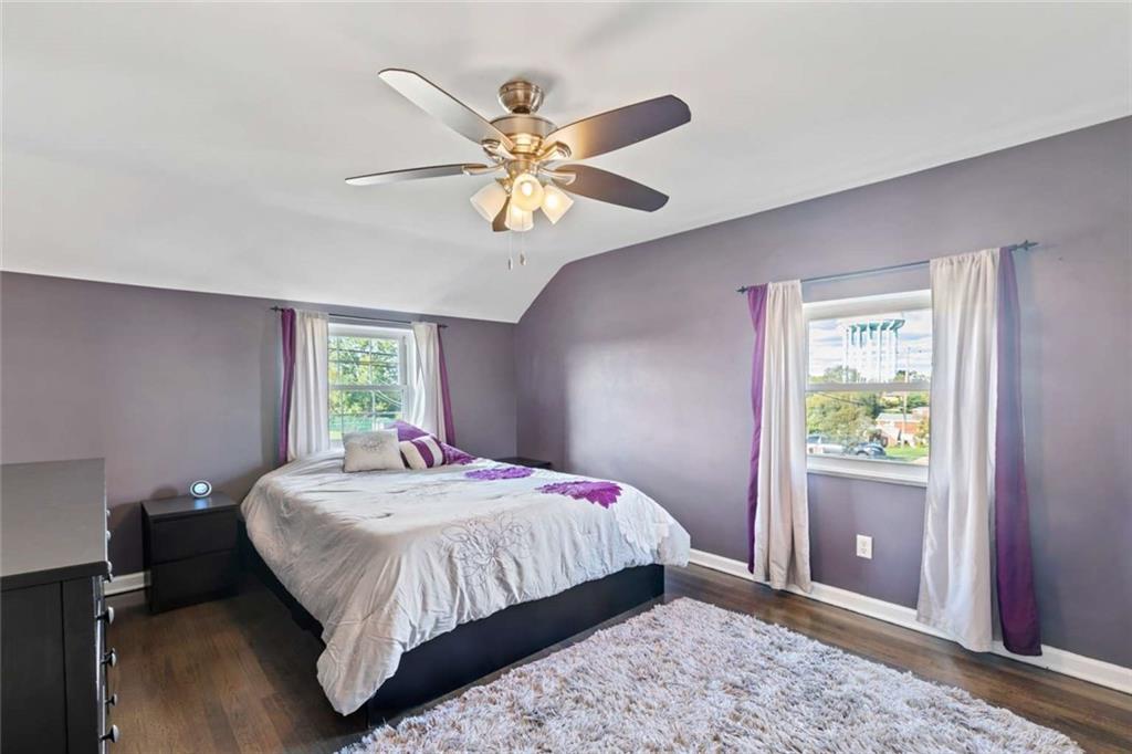 49 Rhodes Avenue Pittsburgh, PA 15220 - Photo 12 of 25 Gallery Image 12