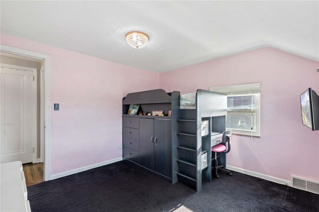 49 Rhodes Avenue Pittsburgh, PA 15220 - Photo 16 of 25 Gallery Image 16