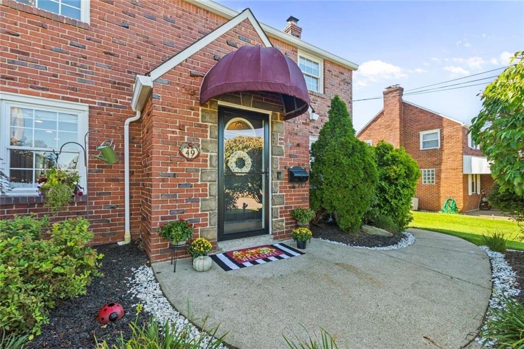 49 Rhodes Avenue Pittsburgh, PA 15220 - Photo 3 of 25 Gallery Image 3