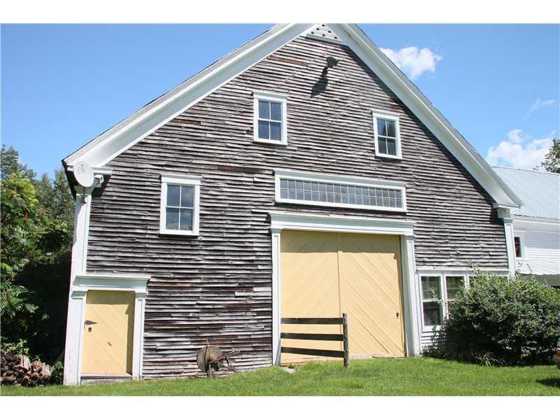 432 Convene Road Sebago, ME 04029 - Photo 4 of 35 Stable/Barn. Barn from driveway.