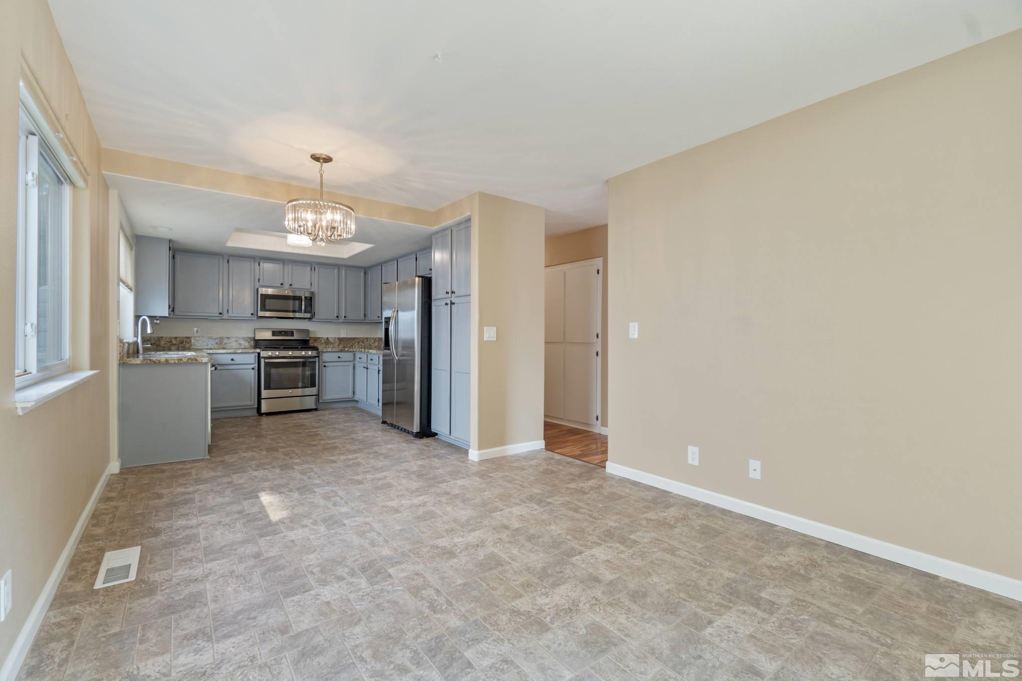 7575 Whimbleton Way Reno, NV 89511 - Photo 13 of 37 Photo 13