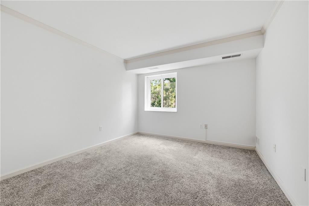1500 Cochran Road, Unit 900 Pittsburgh, PA 15243 - Photo 16 of 32 Second Bedroom