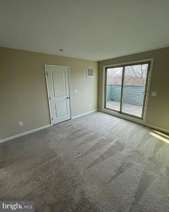 43855 Stubble Cor Square Ashburn, VA 20147 - Photo 28 of 38 a view of an empty room with a window