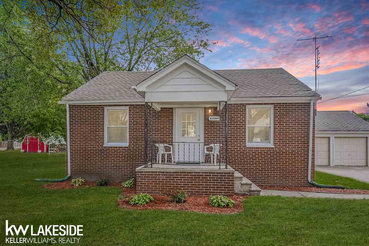 42100 Hayes Road Clinton Township, MI 48038 - Photo 1 of 22 50021897.JPG
