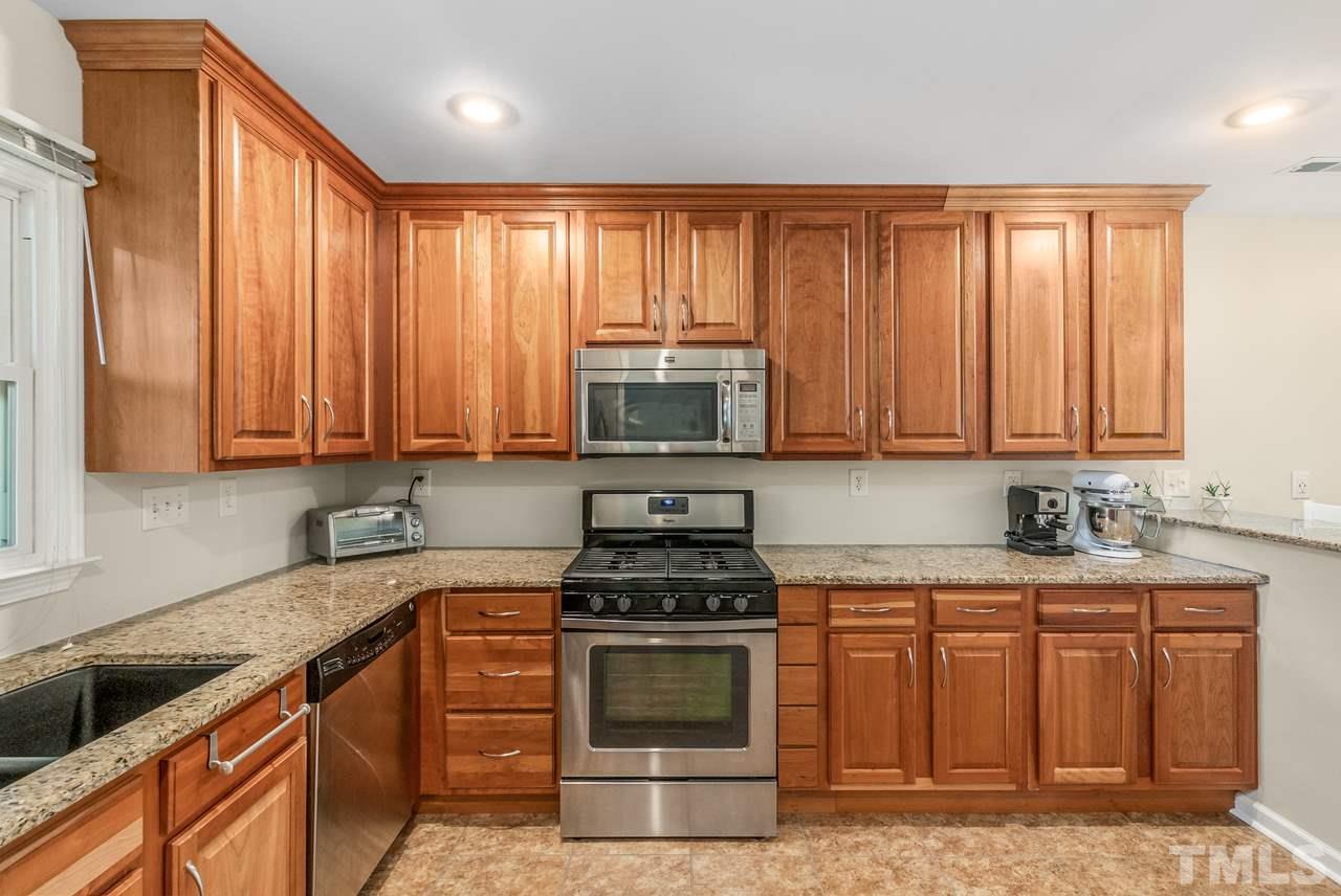 127 Long Shadow Place Durham, NC 27713 - Photo 5 of 25