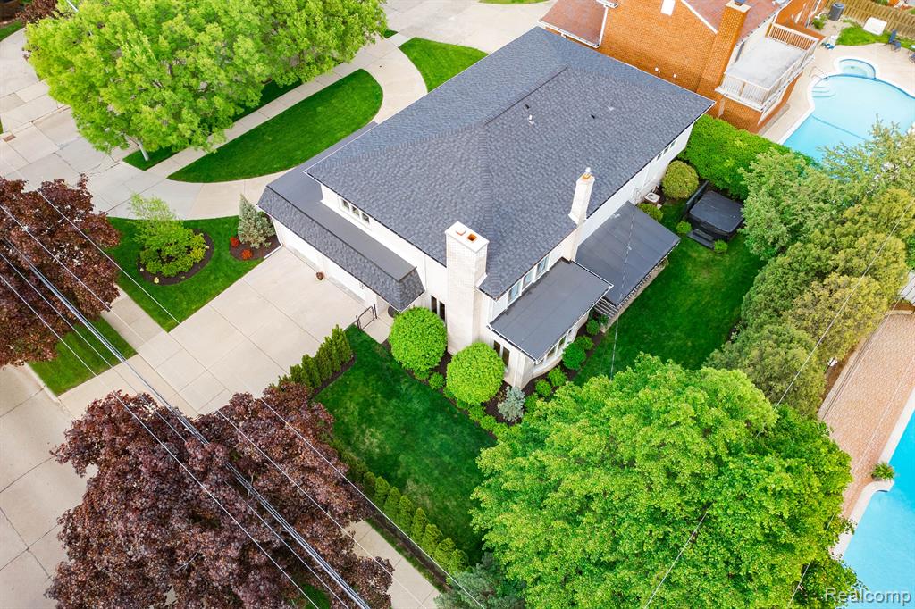 655 Canterbury Road Grosse Pointe Woods, MI 48236 - Photo 53 of 58