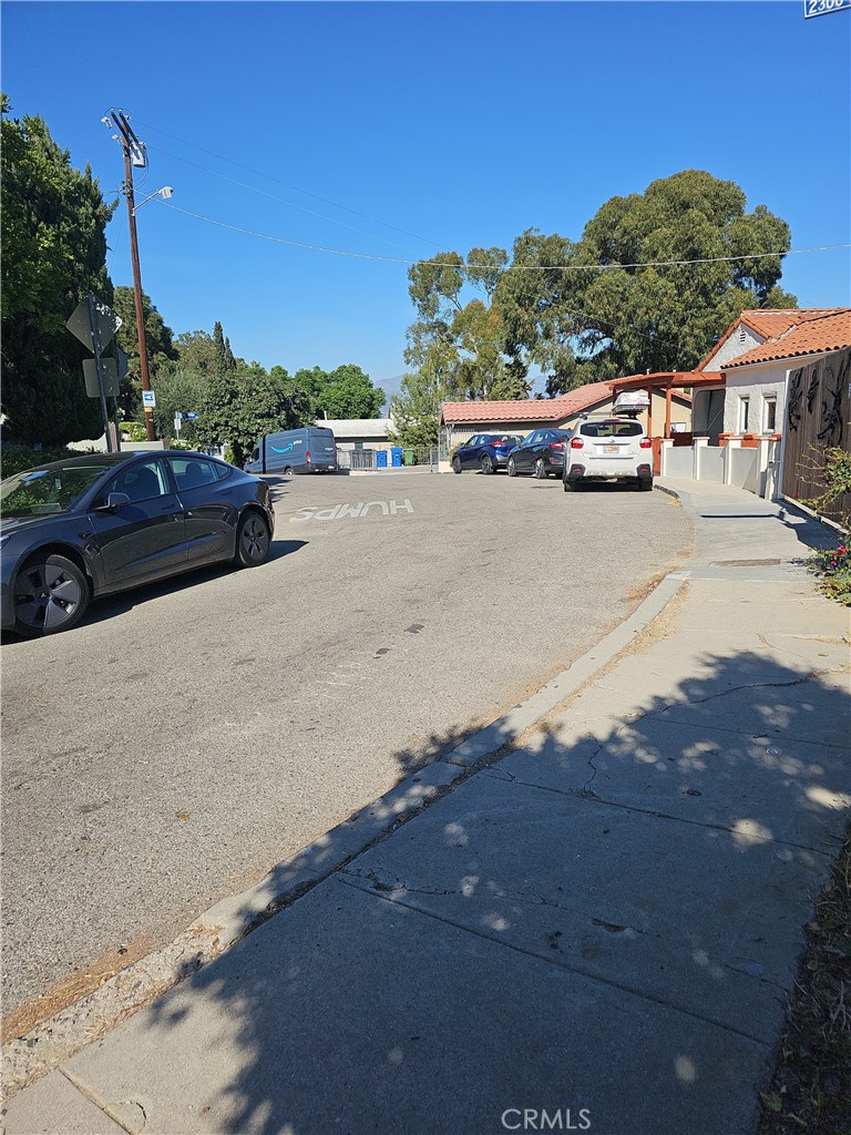 2286 Silver Ridge Avenue Los Angeles, CA 90039 - Photo 5 of 14