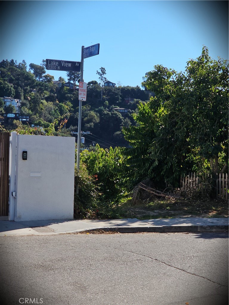 2286 Silver Ridge Avenue Los Angeles, CA 90039 - Photo 7 of 14