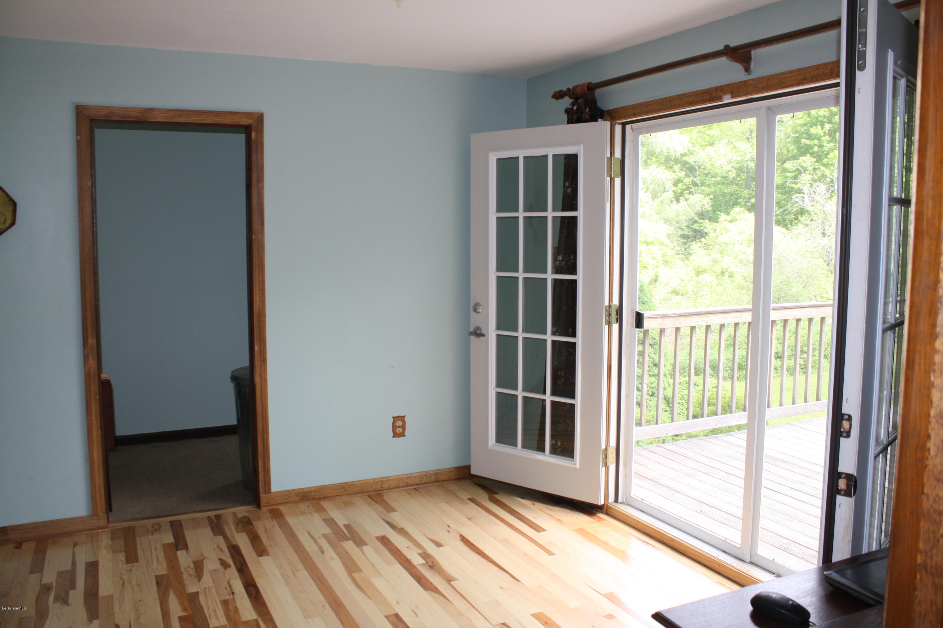 329 State Road Great Barrington, MA 01230 - Photo 8 of 23 IMG_0099