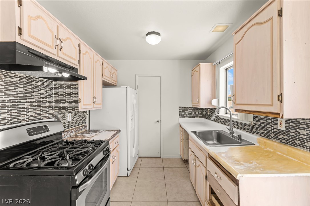 3686 Longfellow Street Las Vegas, NV 89115 - Photo 12 of 44 Gallery Image 12